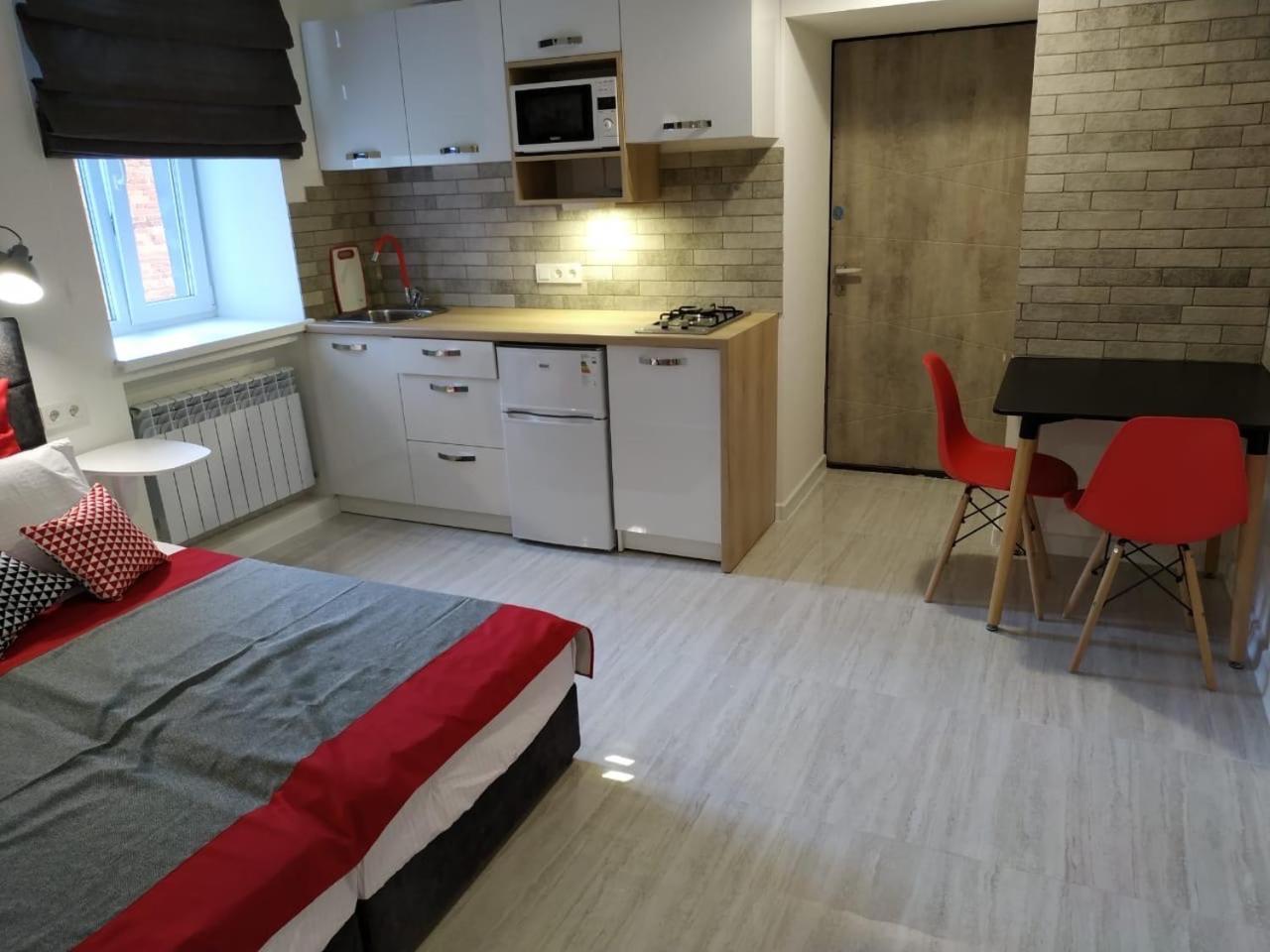 Apartment For Rent In The City Center Of Kharkiv K18 Elinaflats Bagian luar foto