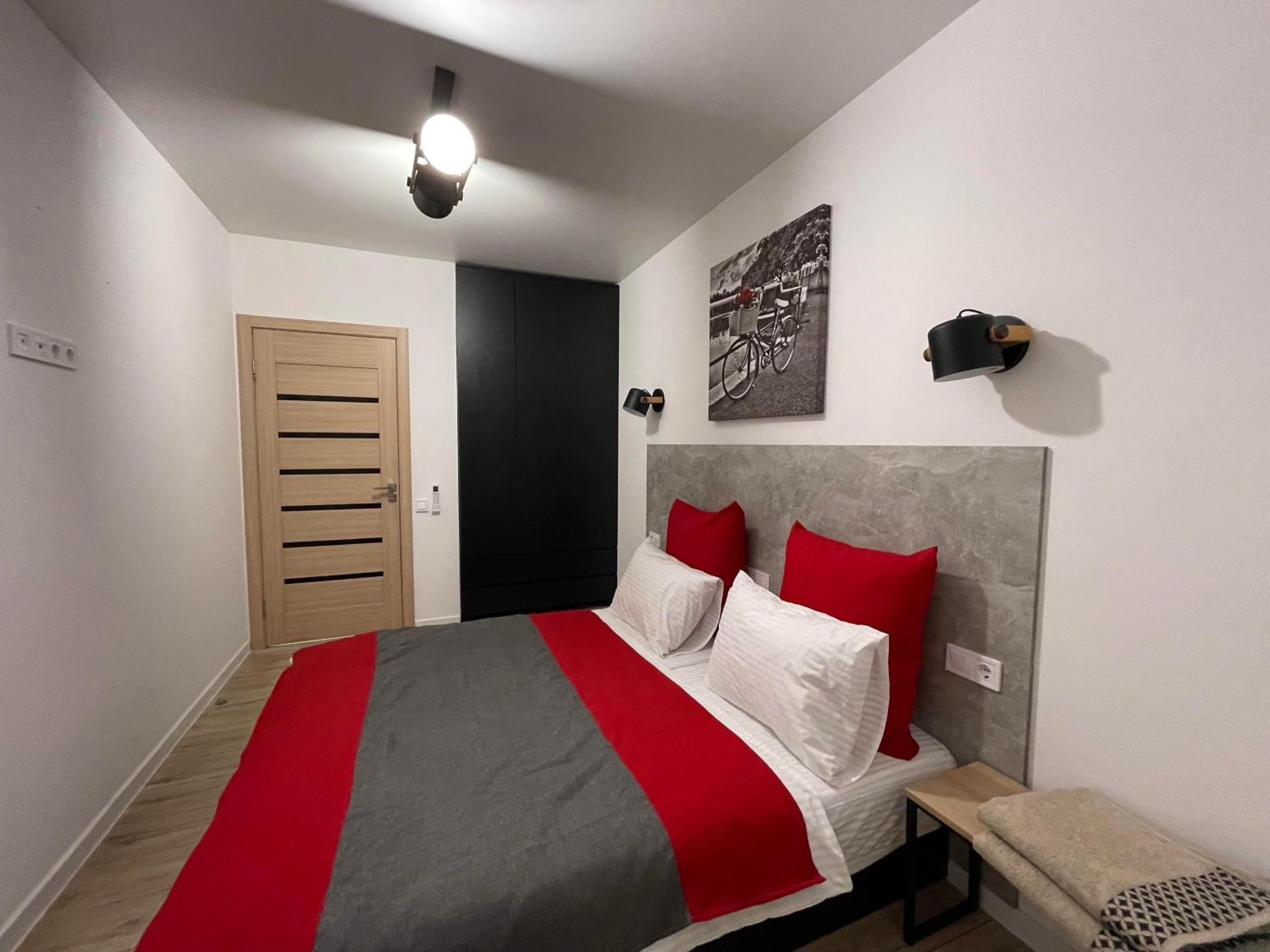 Apartment For Rent In The City Center Of Kharkiv K18 Elinaflats Bagian luar foto