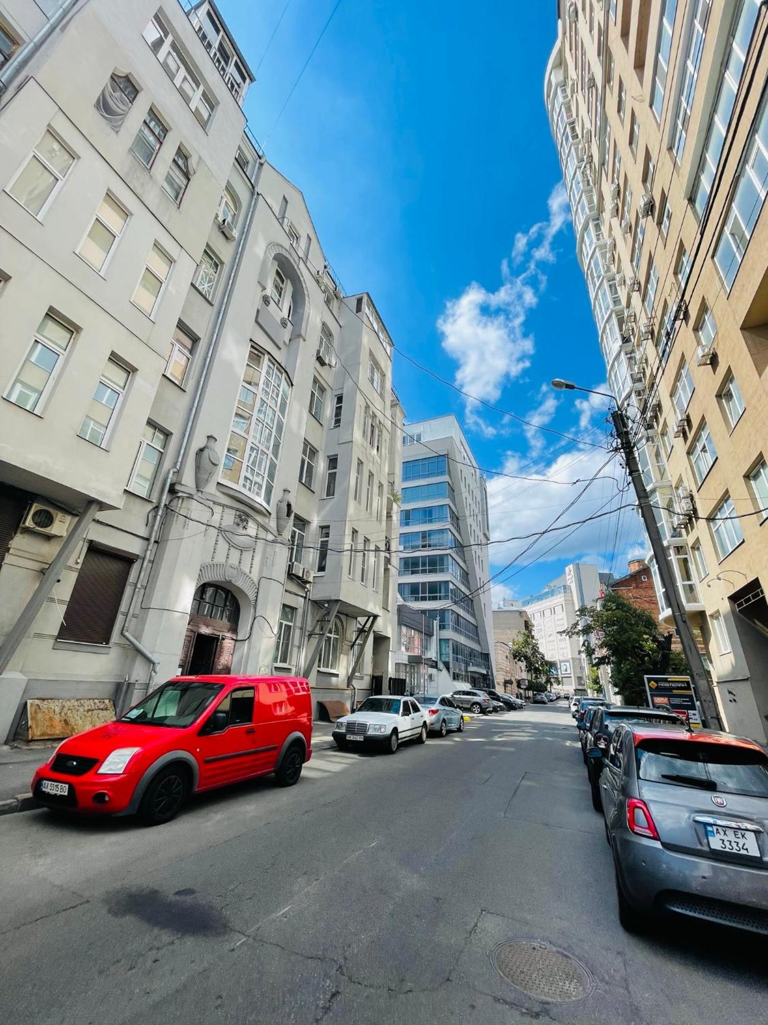 Apartment For Rent In The City Center Of Kharkiv K18 Elinaflats Bagian luar foto