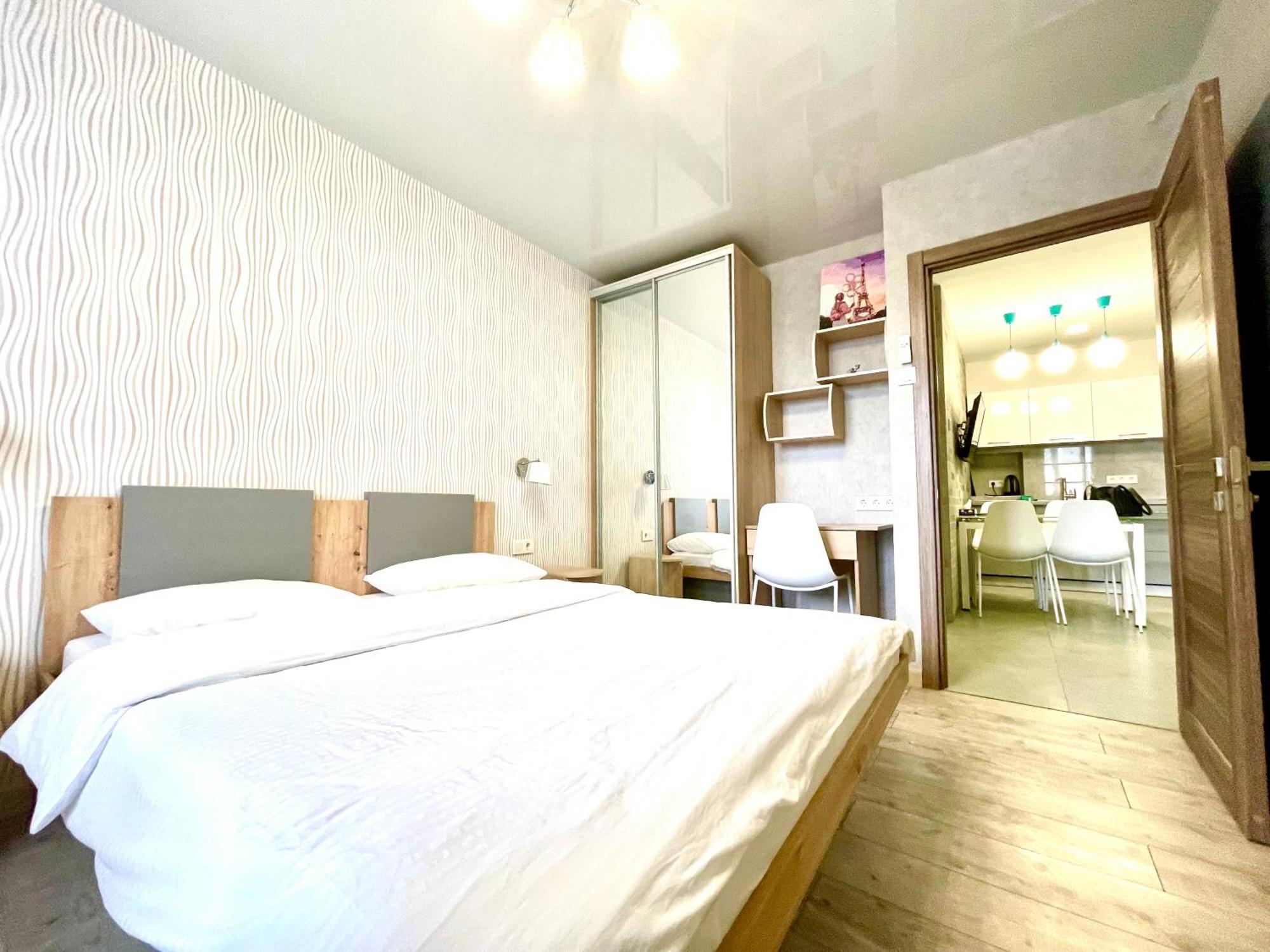 Apartment For Rent In The City Center Of Kharkiv K18 Elinaflats Bagian luar foto