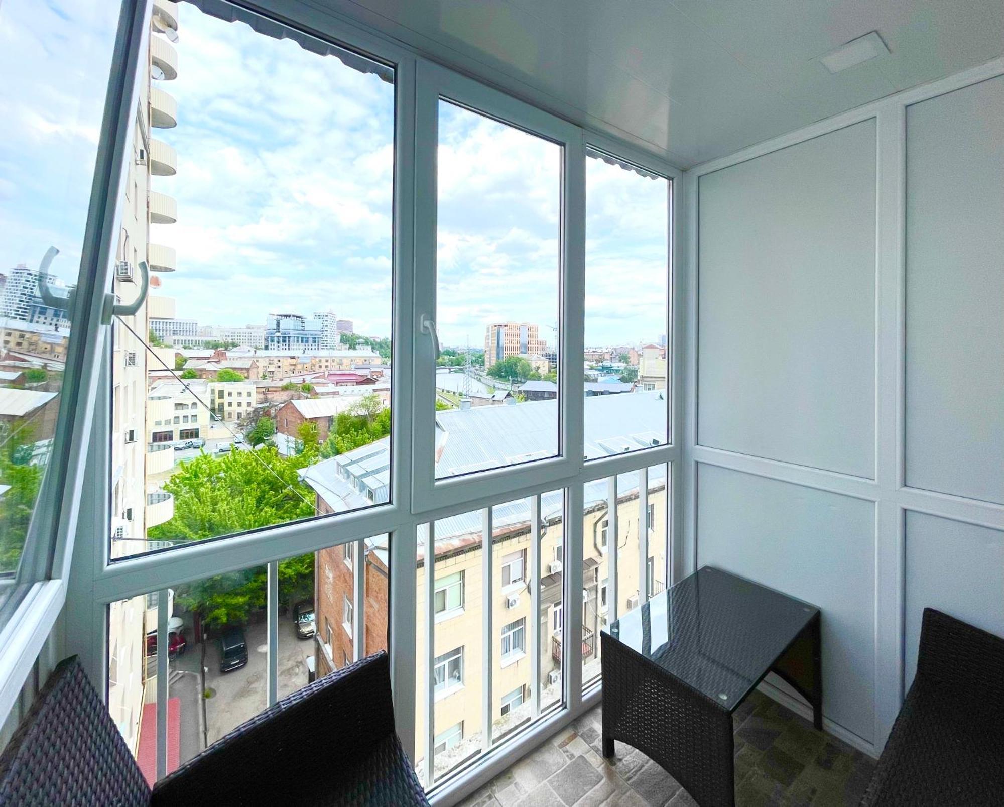 Apartment For Rent In The City Center Of Kharkiv K18 Elinaflats Bagian luar foto