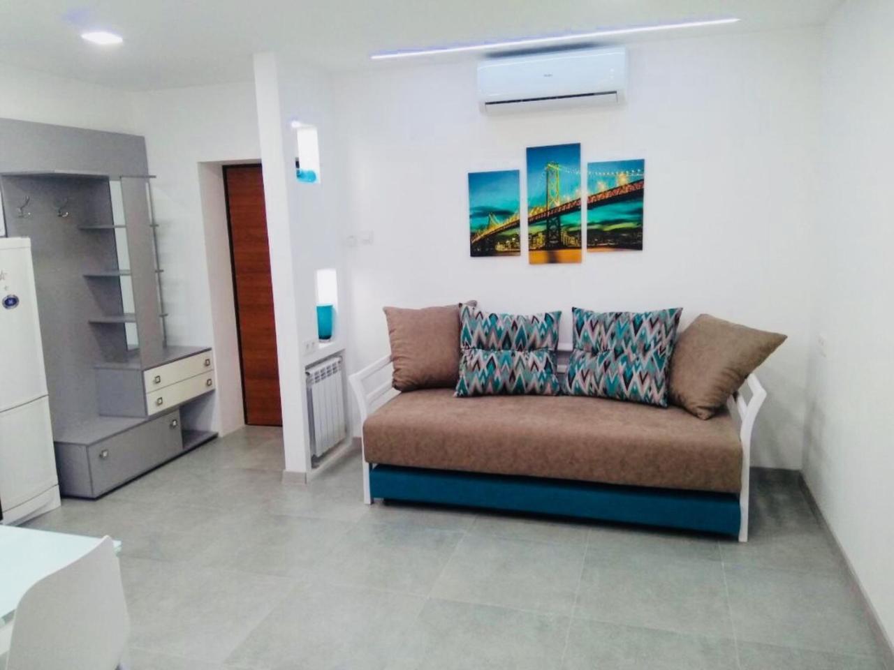 Apartment For Rent In The City Center Of Kharkiv K18 Elinaflats Bagian luar foto