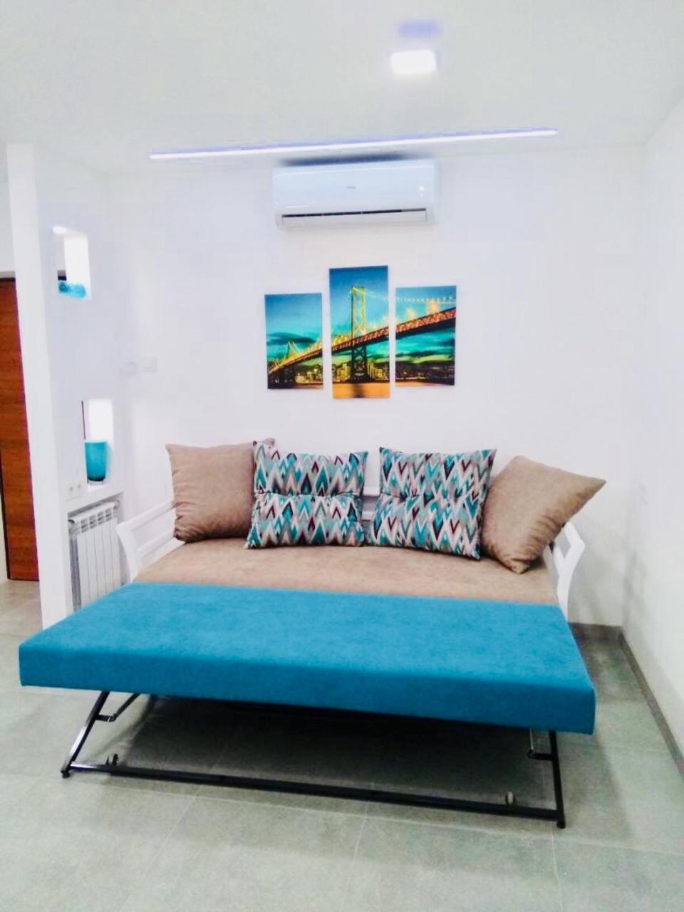 Apartment For Rent In The City Center Of Kharkiv K18 Elinaflats Bagian luar foto